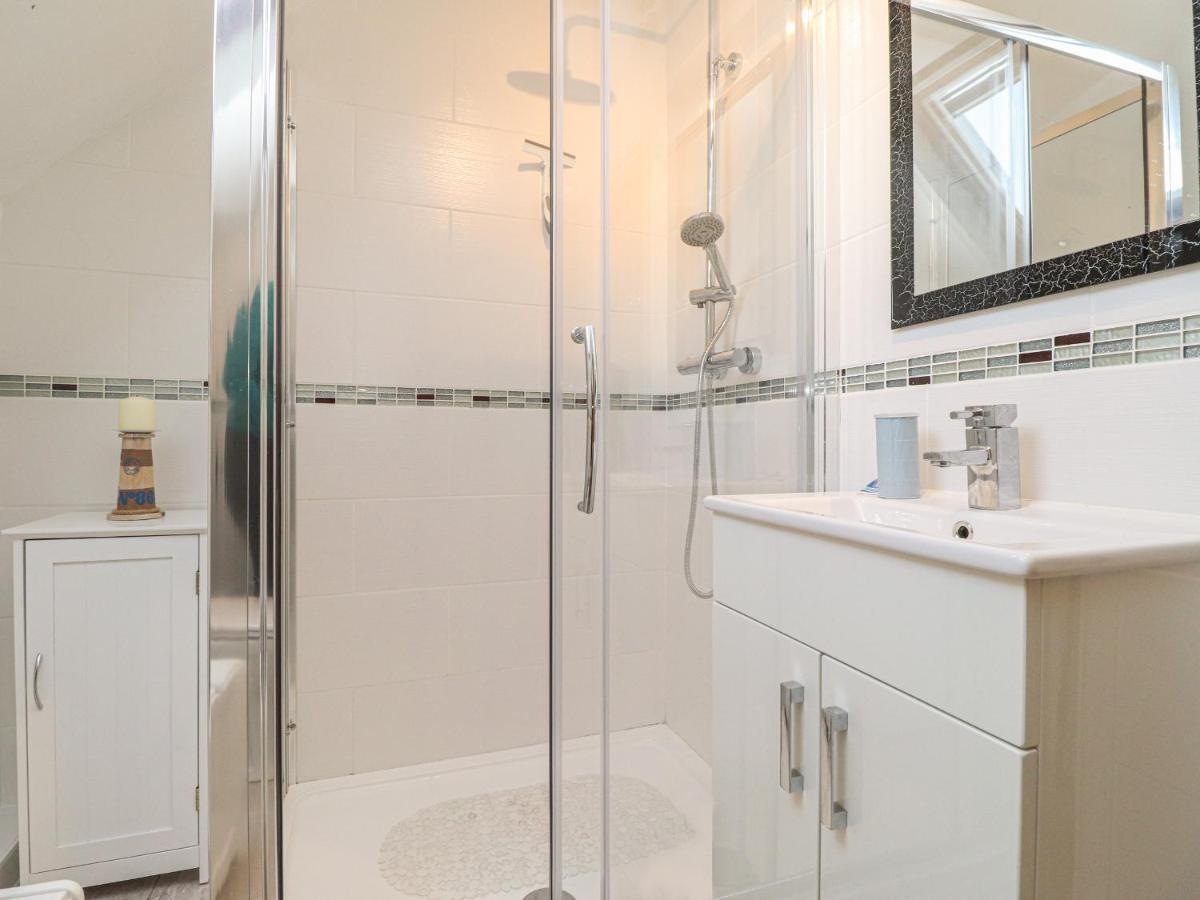 Y Bwthyn Villa Newport  Ngoại thất bức ảnh
